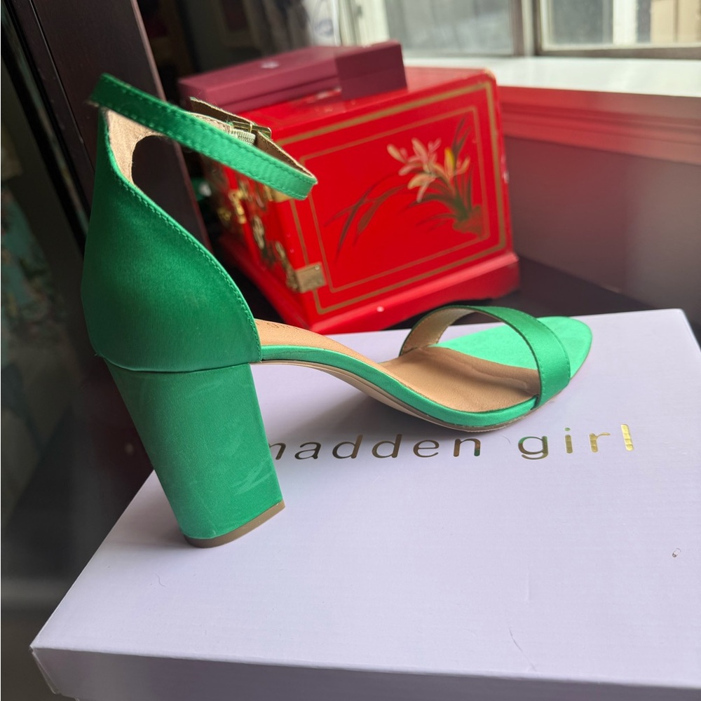 Madden Girl Green Block Heel Sandals